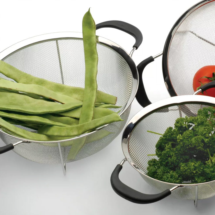 Colanders