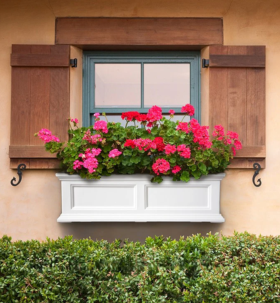 About Lawn & Garden