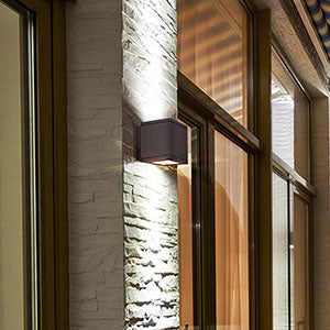 Outdoor Wall Lights