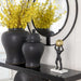 16257-01 Decor/Decorative Accents/Sculptures Figurines & Finials
